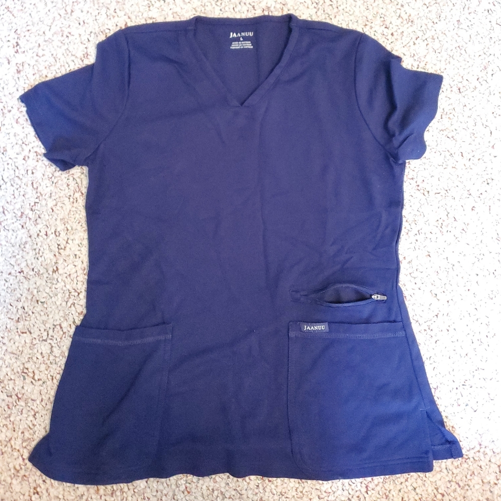 Jaanuu scrub top